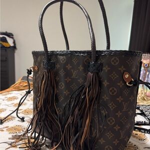 Multi shade Brown fringe shoulder bag